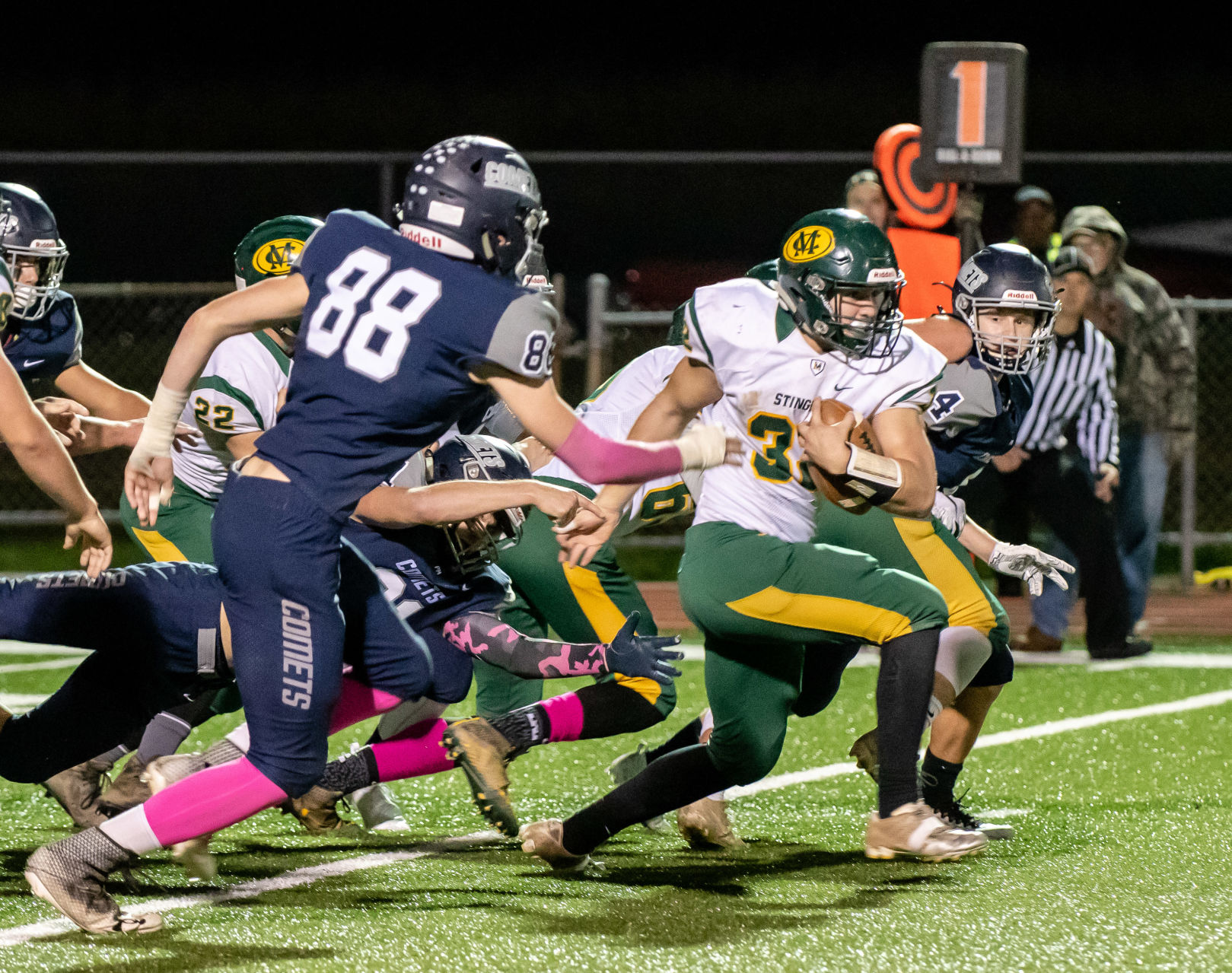Gazette Photo Gallery: Stingers stuff Comets, 29-20